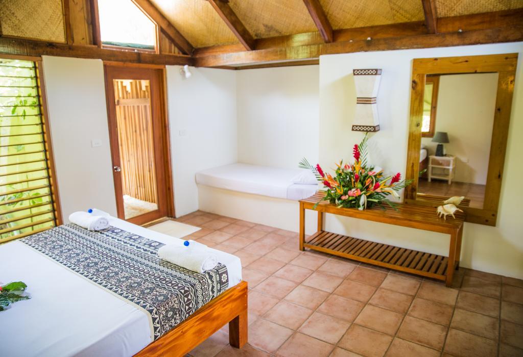 Beachouse Resort Namatakula Room photo