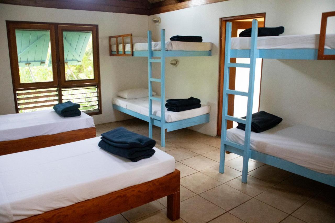 Beachouse Resort Namatakula Exterior photo